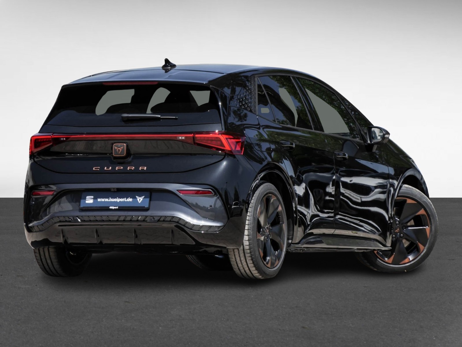 Cupra Born EDITION DYNAMIC NAV ACC SHZ 19LM SENNHEISER