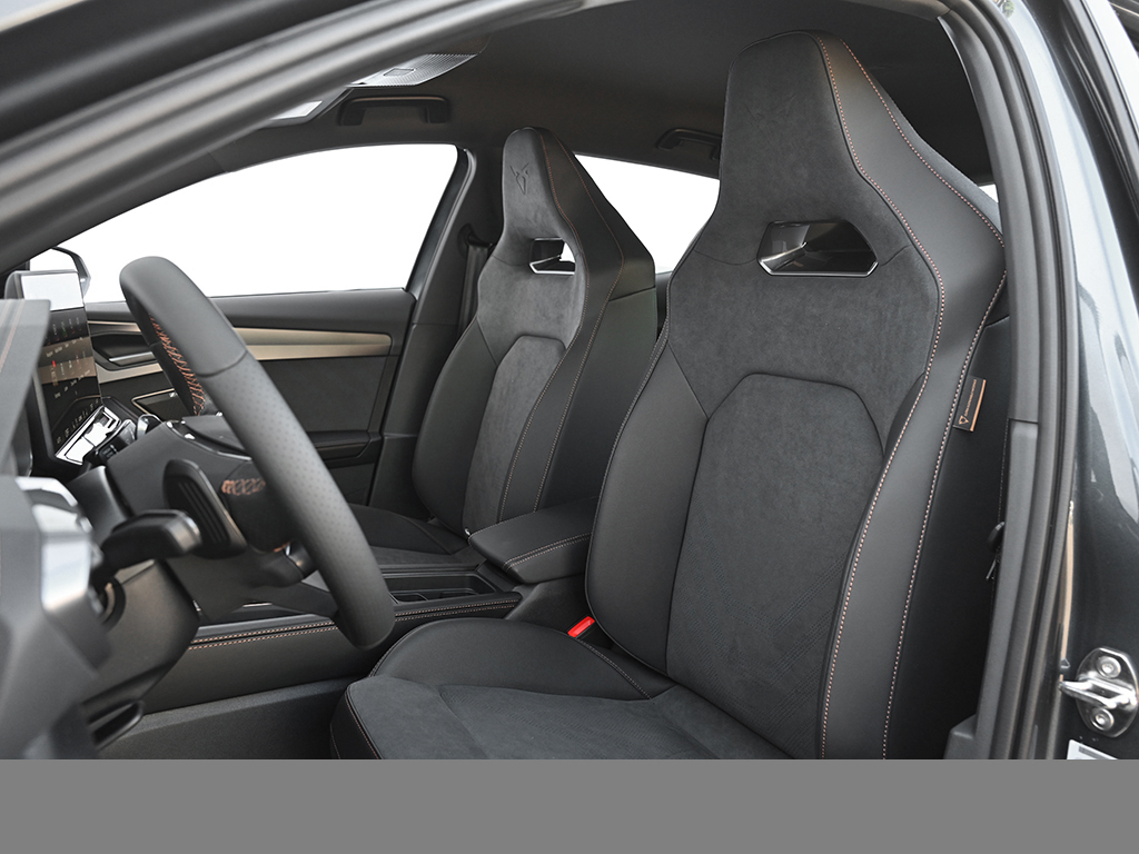 Cupra Formentor 1.5 VZ HYBRID DSG SENNH. AHK 19LM