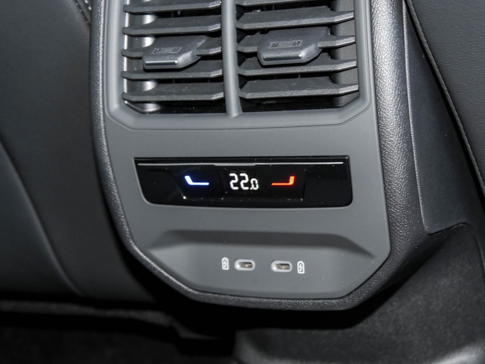 Cupra Formentor 2.0 VZ DSG SENNH. AHK 19LM NAV ACC