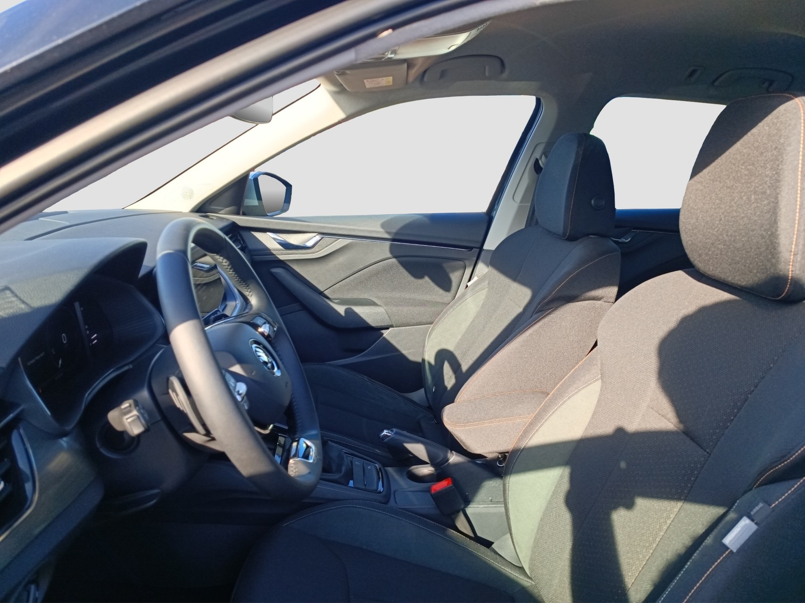 Skoda Kamiq 1.0 Scoutline NAVI SITZHEIZUNG LED KAMERA