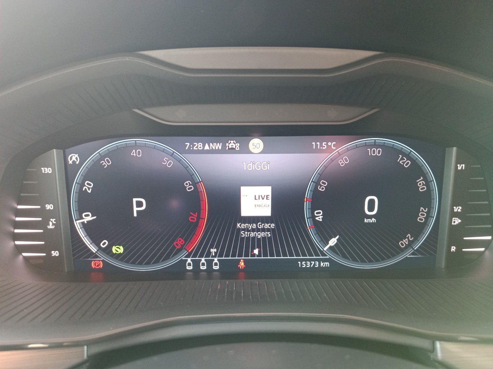 Skoda Kamiq 1.0 Scoutline NAVI SITZHEIZUNG LED KAMERA