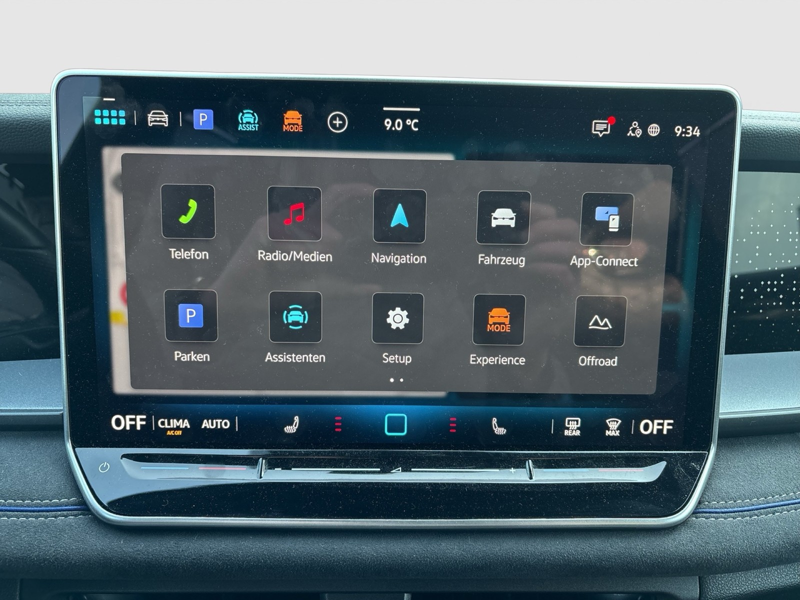 Volkswagen Tayron 2.0 R-LINE BLACKSTYLE 4X4 AHK 360CAM LM20