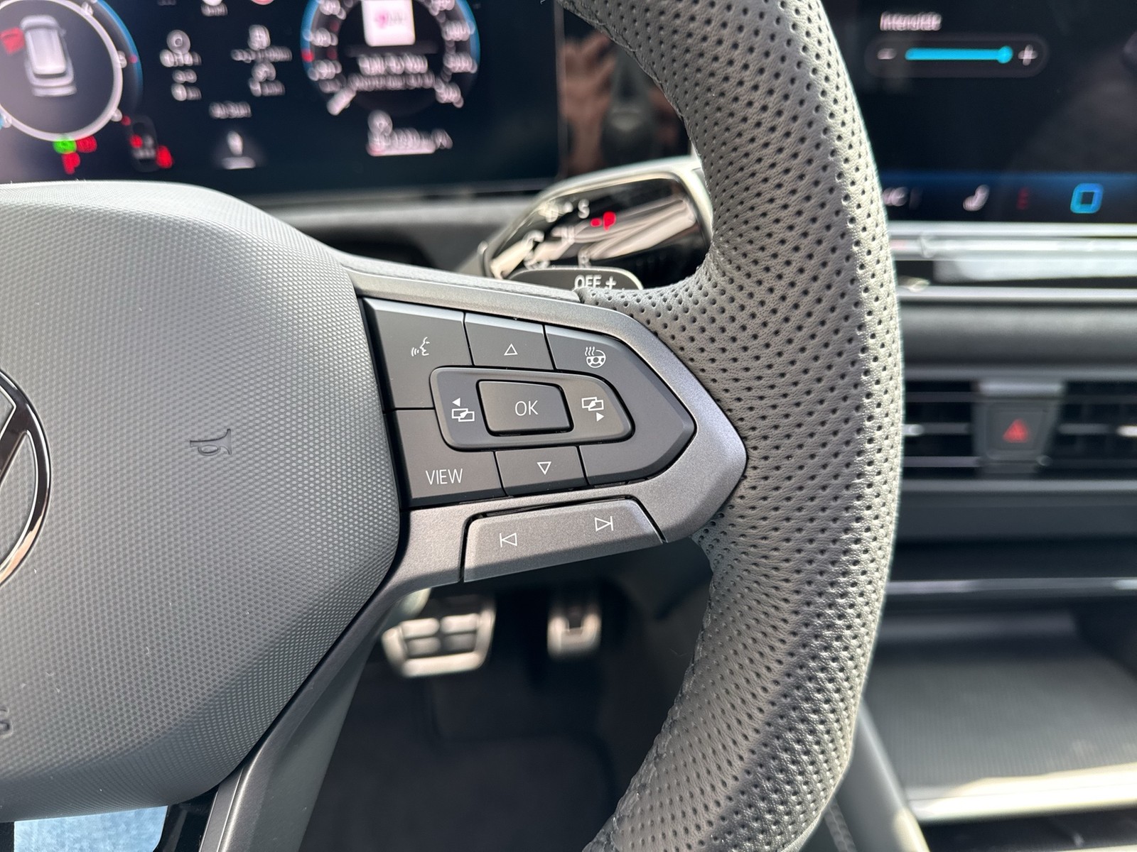 Volkswagen Tiguan 2.0 R-LINE DSG