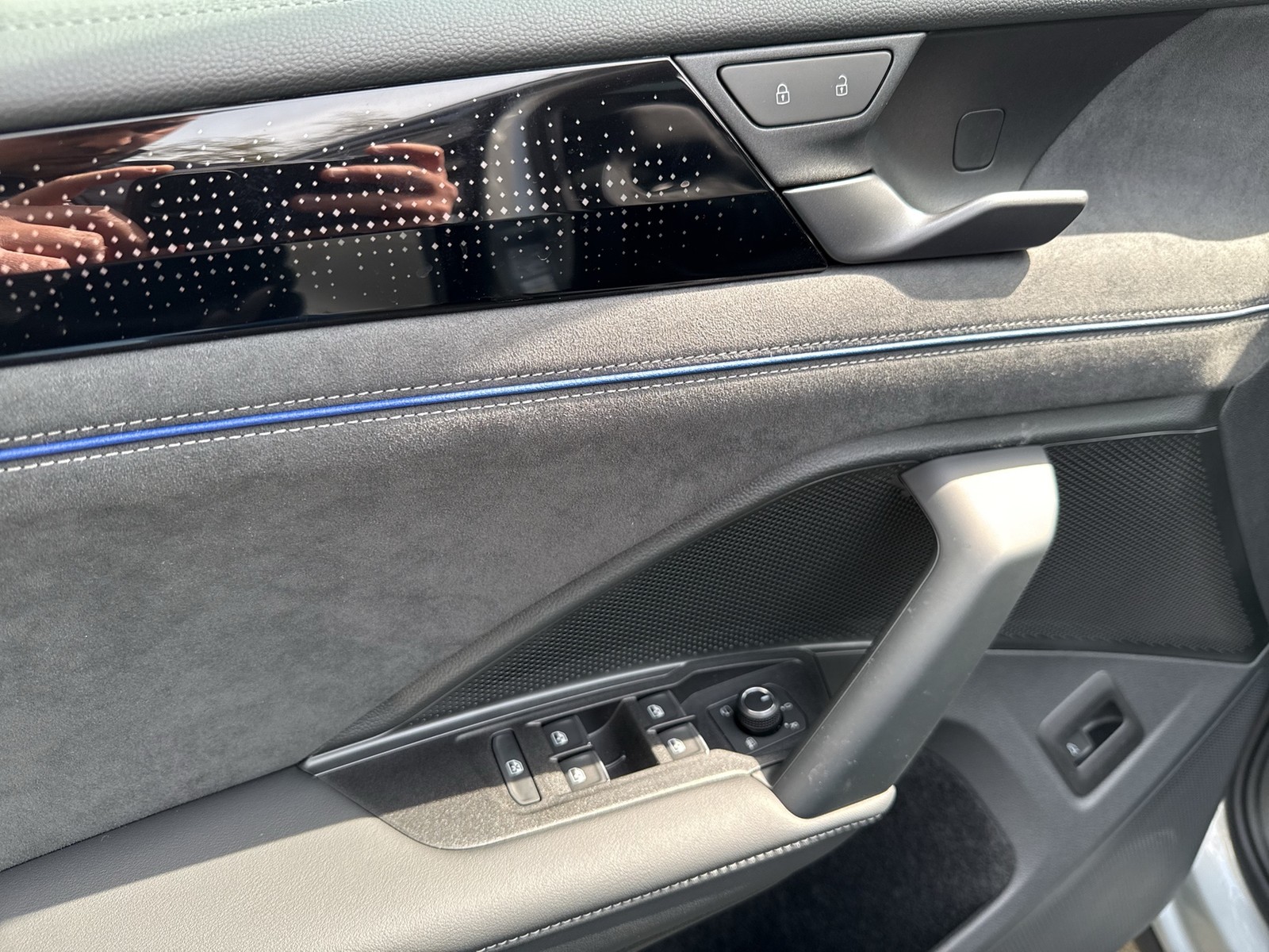 Volkswagen Tiguan 2.0 R-LINE DSG