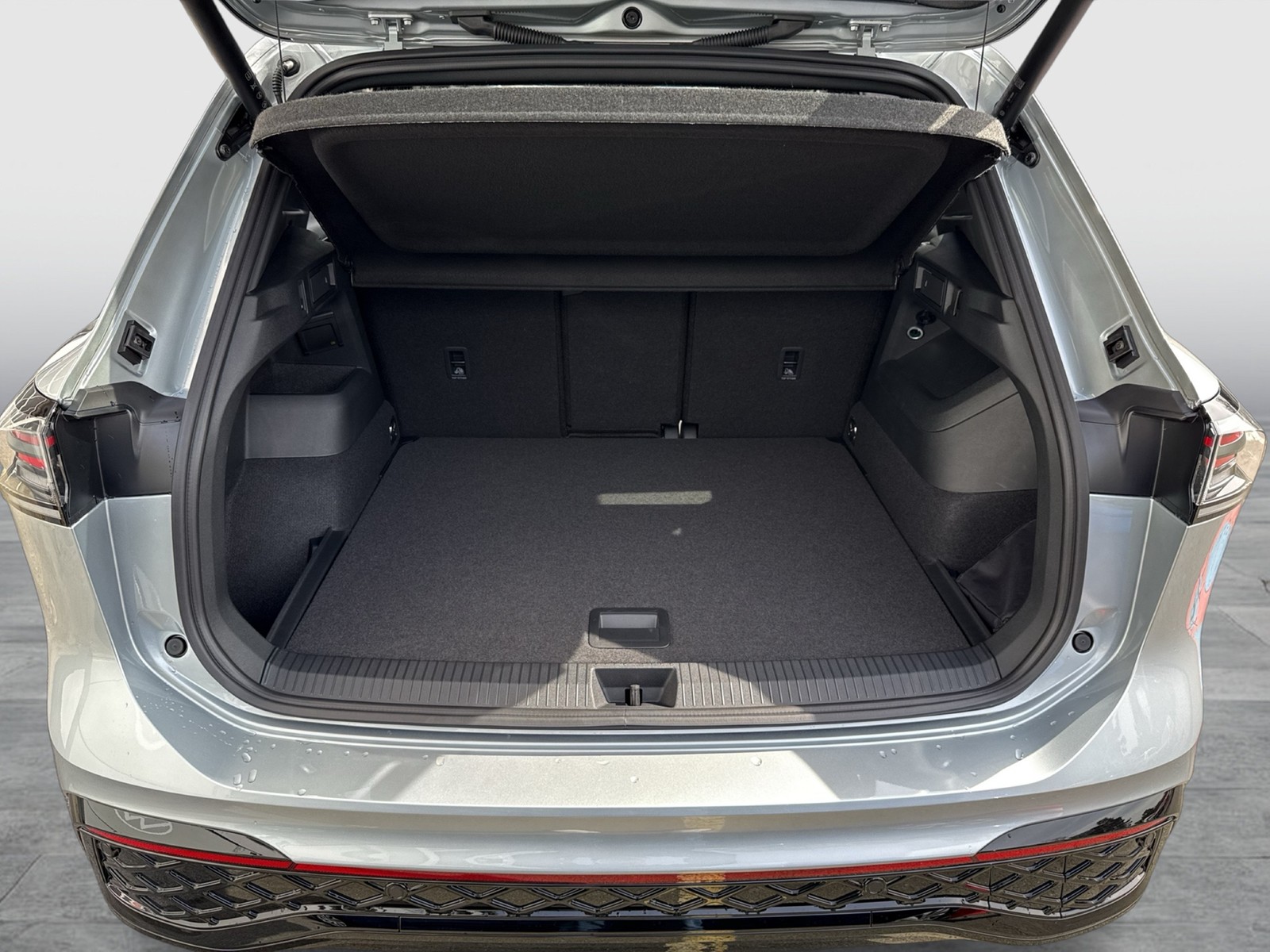 Volkswagen Tiguan 2.0 R-LINE DSG