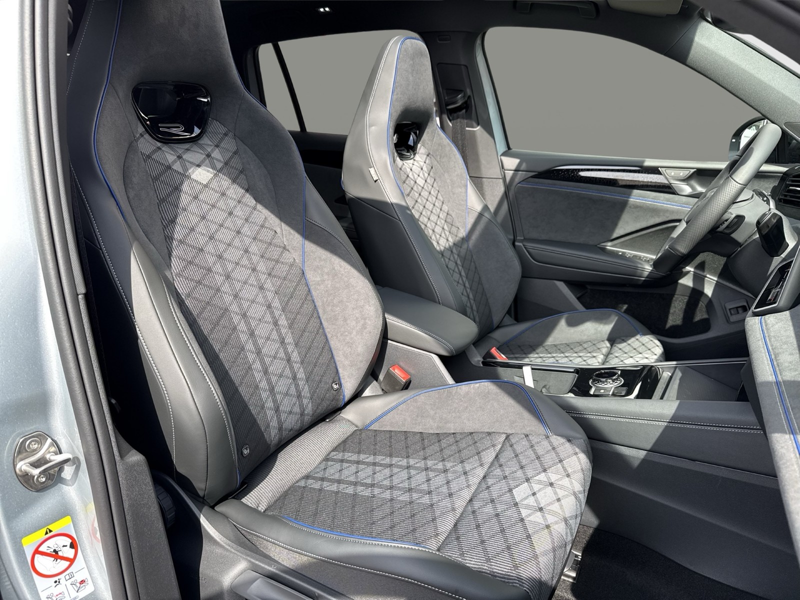 Volkswagen Tiguan 2.0 R-LINE DSG