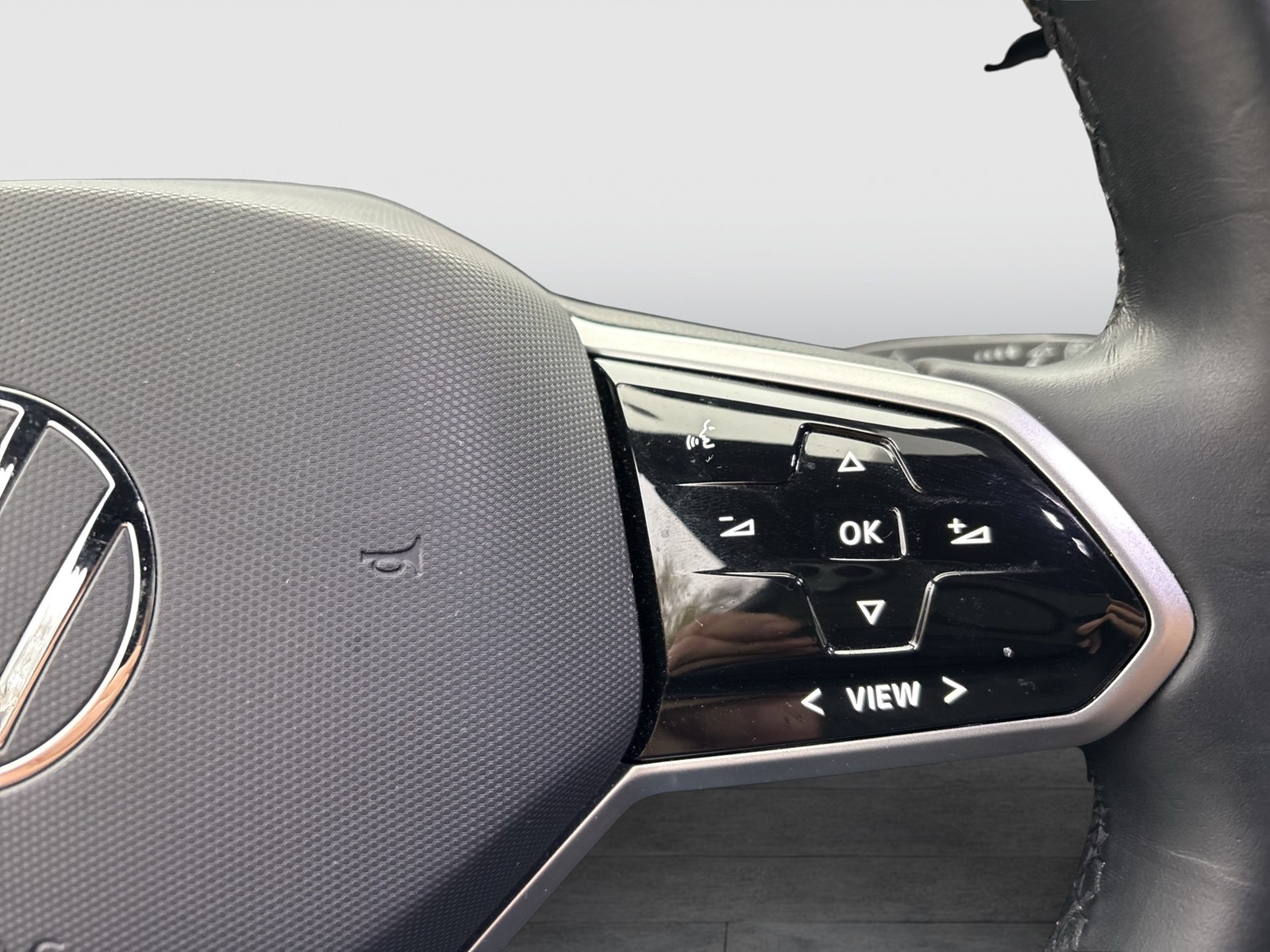 Volkswagen ID.4 Pro Performance LIFE ACC LM19 NAVI SITZHEIZ