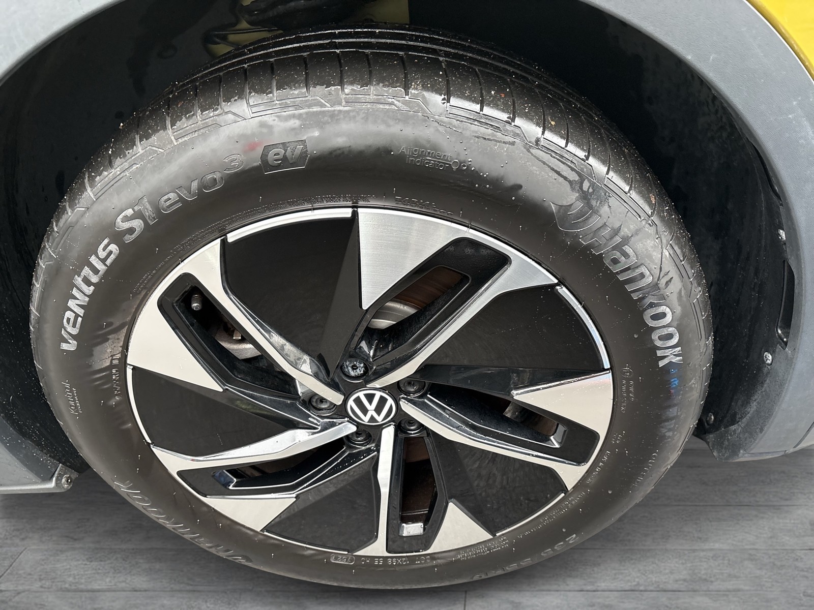 Volkswagen ID.4 Pro Performance LIFE ACC LM19 NAVI SITZHEIZ