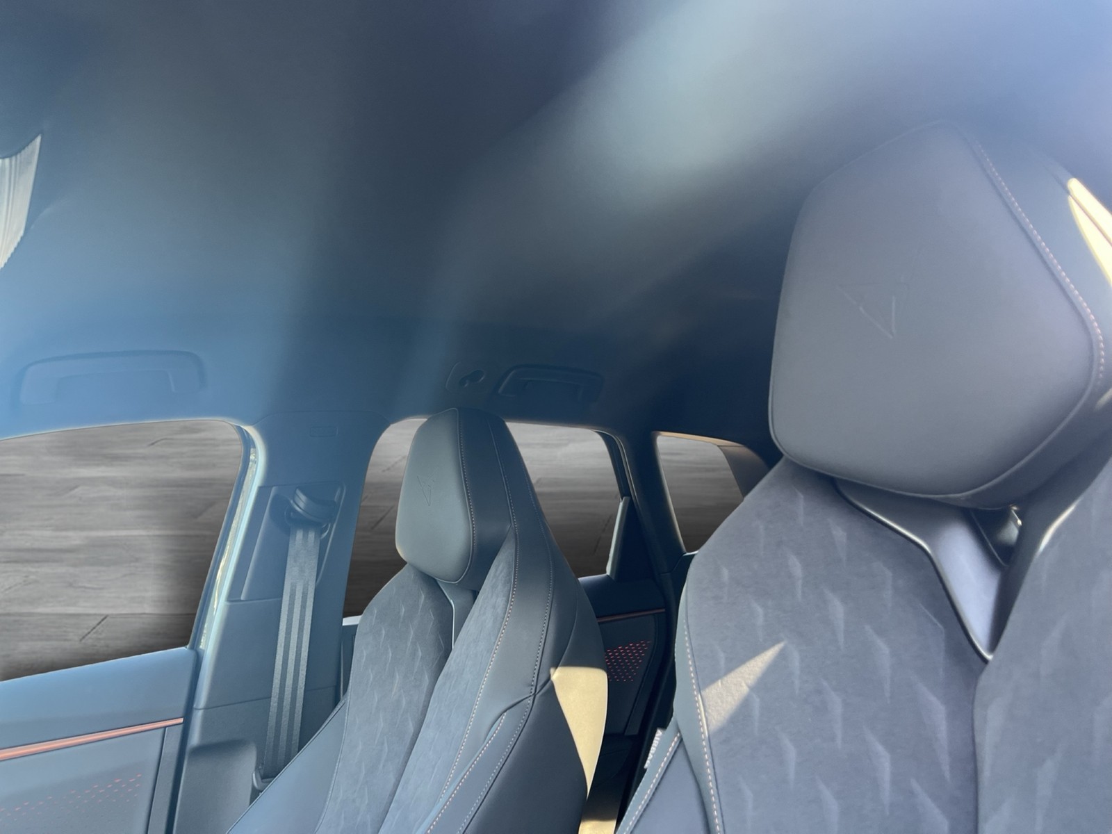 Cupra Terramar 1.5 eTSI 360CAM ACC LM18 HEADUP EKLAPPE