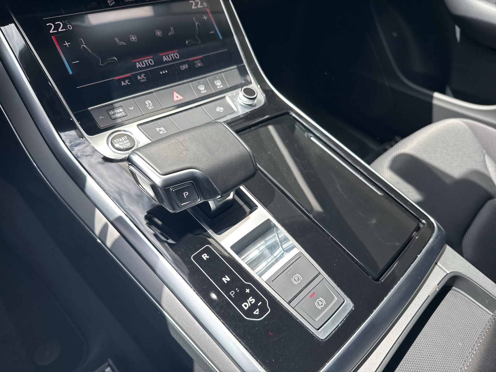 Audi Q8 55 HYBRID Qu. KAMERA ACC eKLAPPE NAVI+