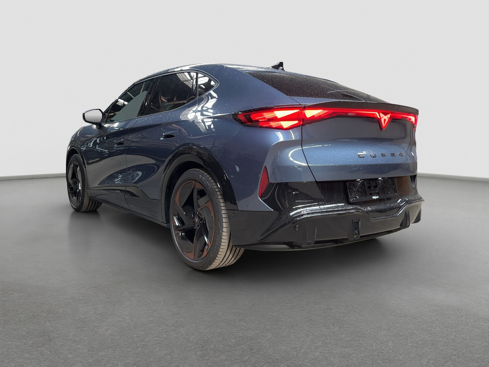 Cupra Tavascan VZ 4X4 WÄRMEPUMPE PANO 360°CAM ACC LM21