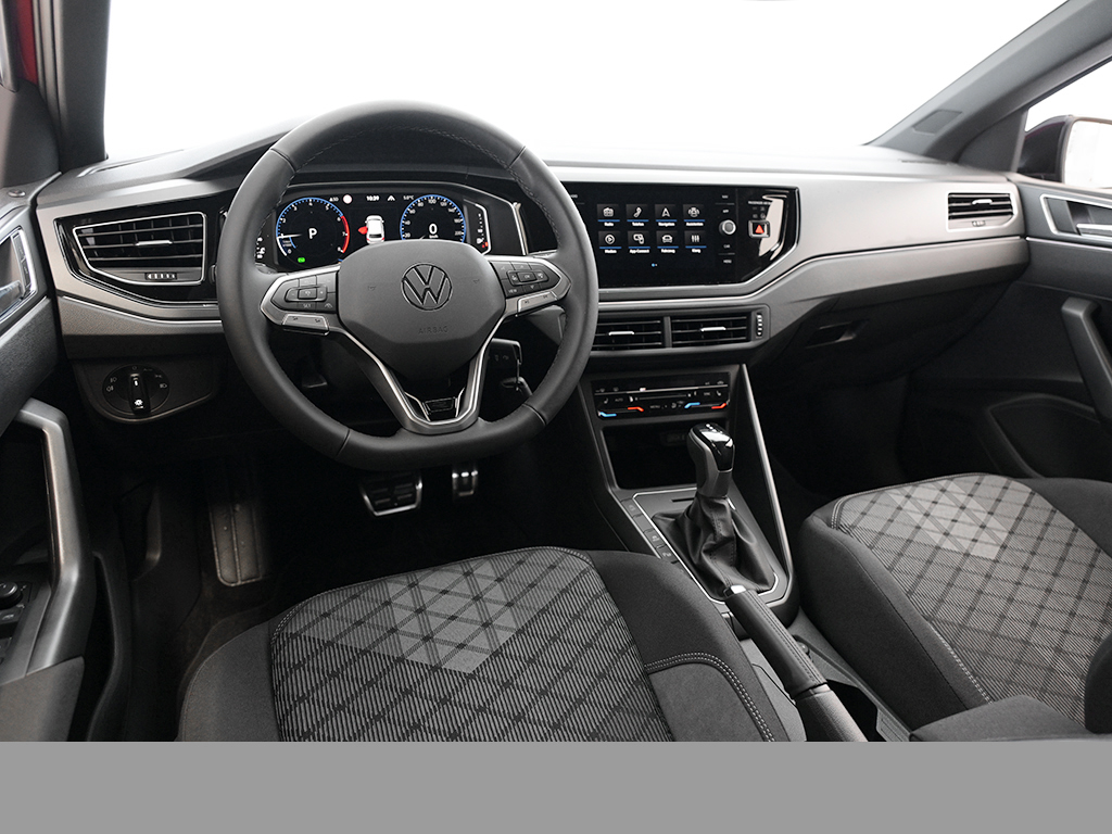 Volkswagen Polo 1.0 R-LINE DSG NAVI CAM MATRIXLED LM17