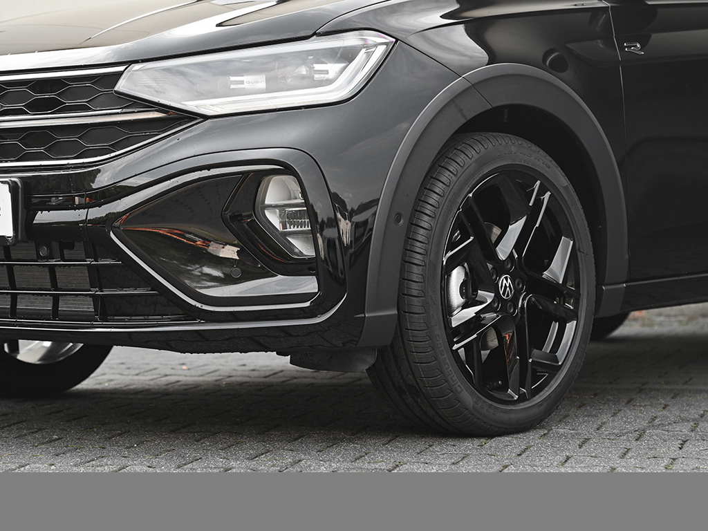 Volkswagen Taigo 1.5 R-LINE DSG BLACKSTYLE KEYLESS NAVI CAM