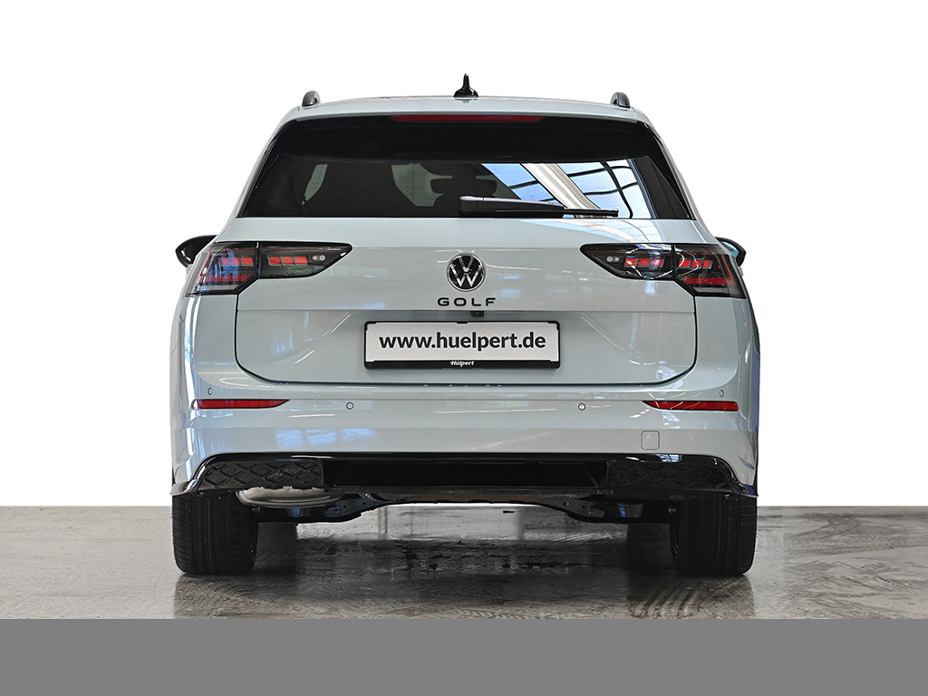 Volkswagen Golf Variant 2.0 R-LINE DSG AHK PANO eKLAPPE