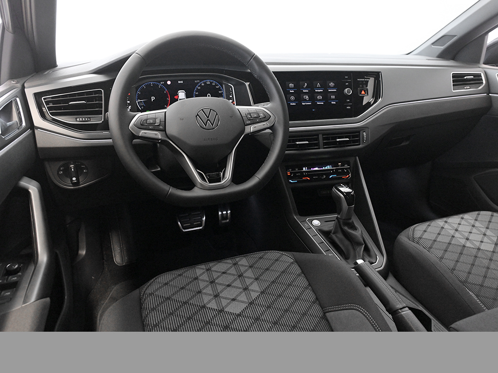 Volkswagen Polo 1.0 R-LINE DSG NAVI KEYLESS CAM LM17