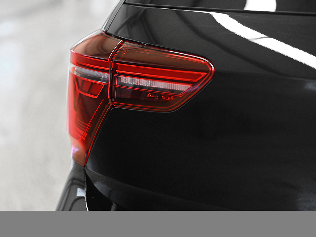 Volkswagen Polo 1.0 R-LINE DSG NAVI KEYLESS CAM LM17