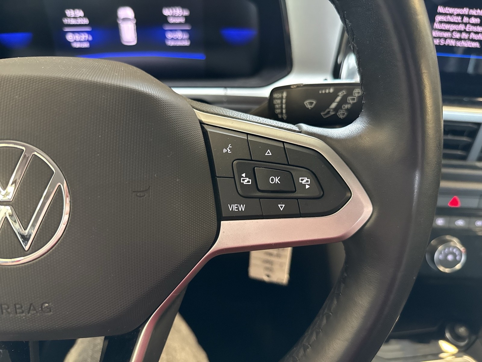 Volkswagen T-Roc 1.0 LIFE AHK CARPLAY ALU SITZHEIZUNG