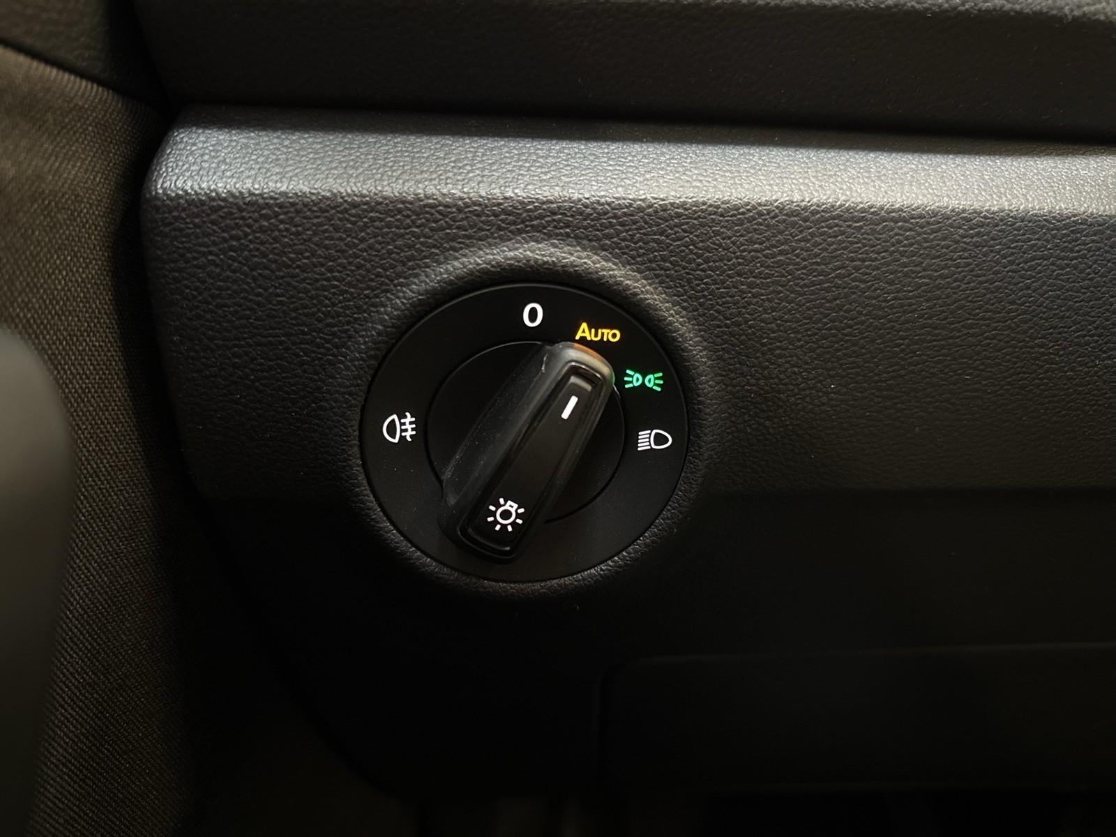 Volkswagen T-Roc 1.0 LIFE AHK CARPLAY ALU SITZHEIZUNG