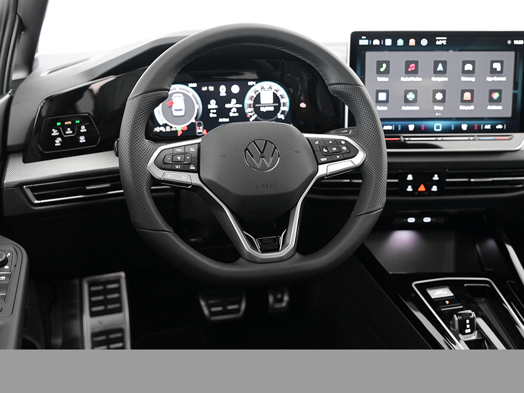 Volkswagen Golf Variant 2.0 R-LINE DSG LEDER PANO AHK LM18