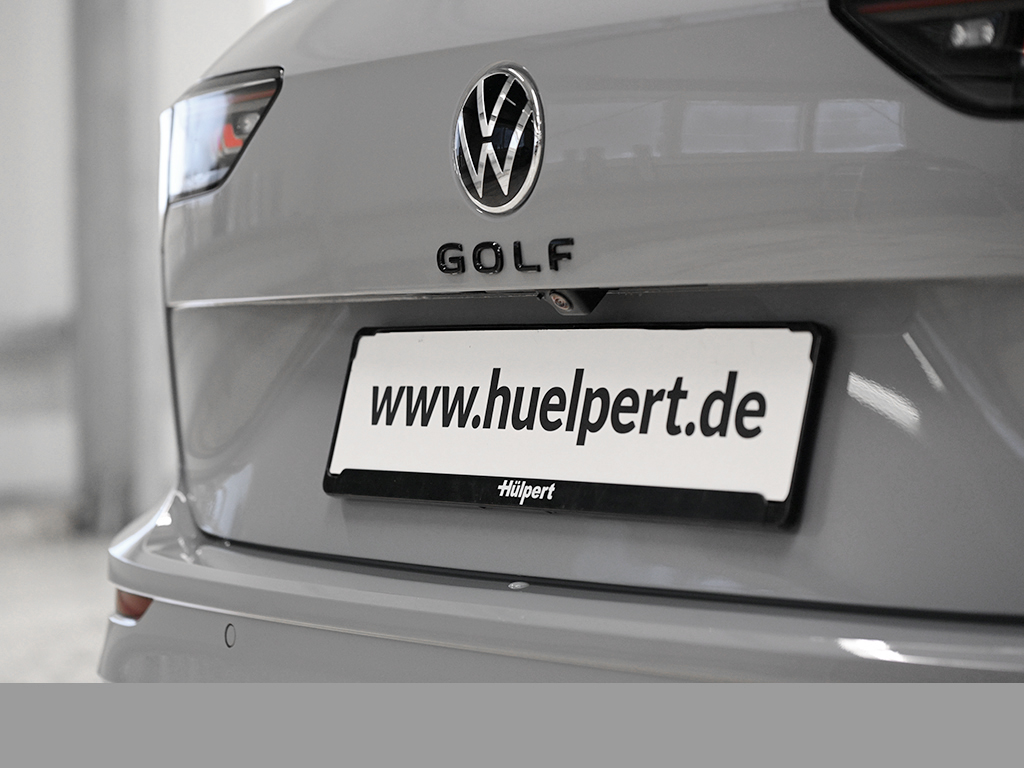 Volkswagen Golf Variant 2.0 R-LINE DSG LEDER PANO AHK LM18