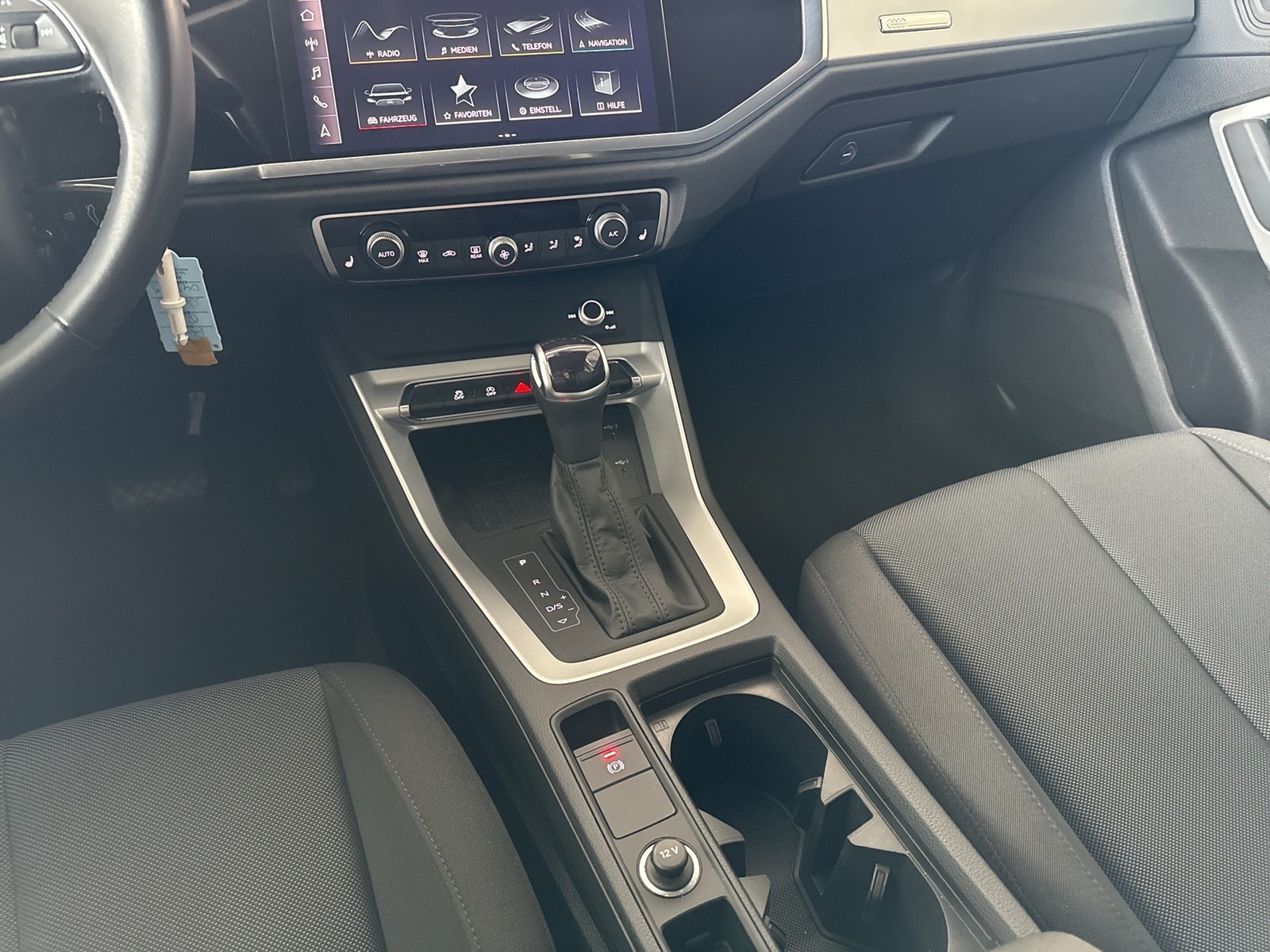 Audi Q3 35 STANDHEIZ eKLAPPE NAVI+ SITZHEIZ