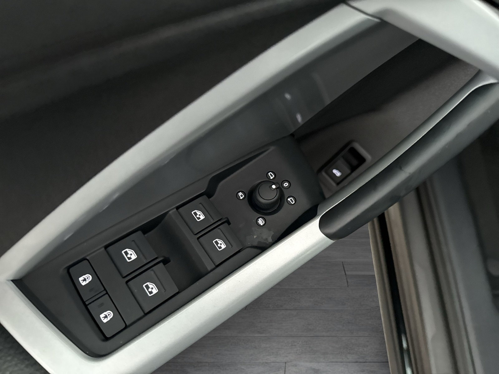 Audi Q3 35 STANDHEIZ eKLAPPE NAVI+ SITZHEIZ