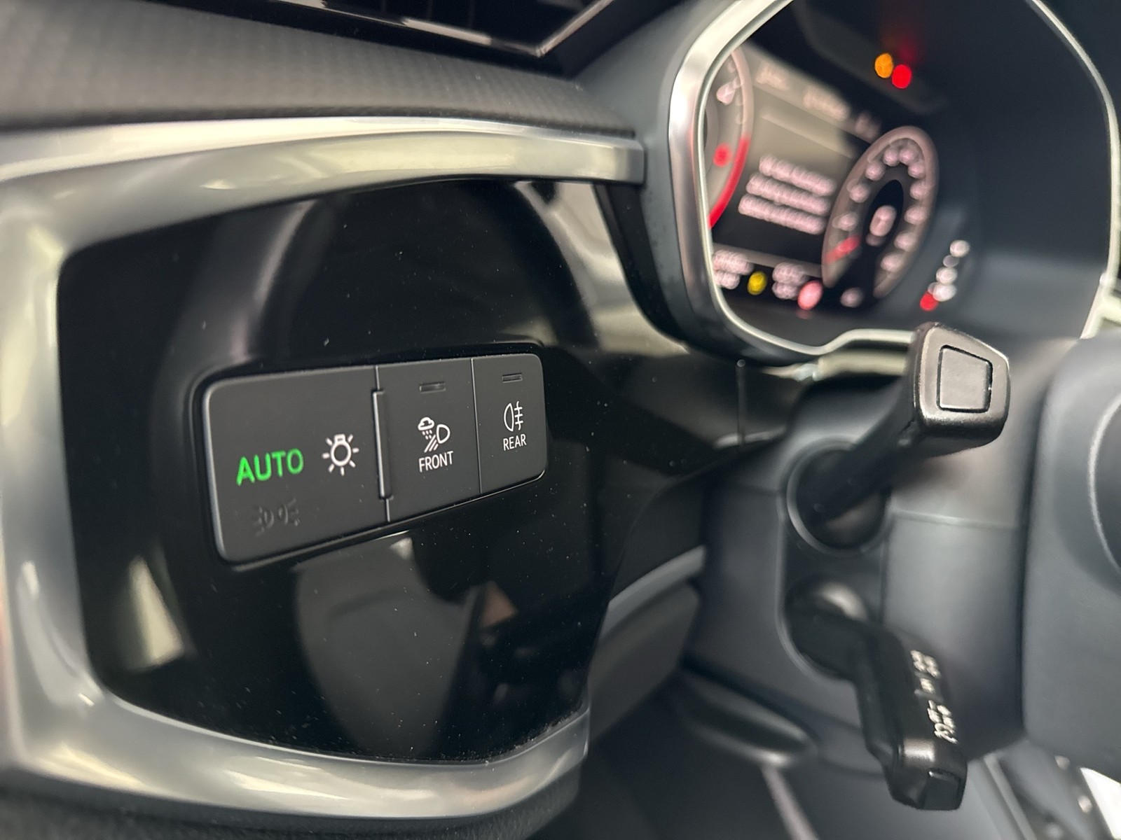 Audi Q3 35 STANDHEIZ eKLAPPE NAVI+ SITZHEIZ