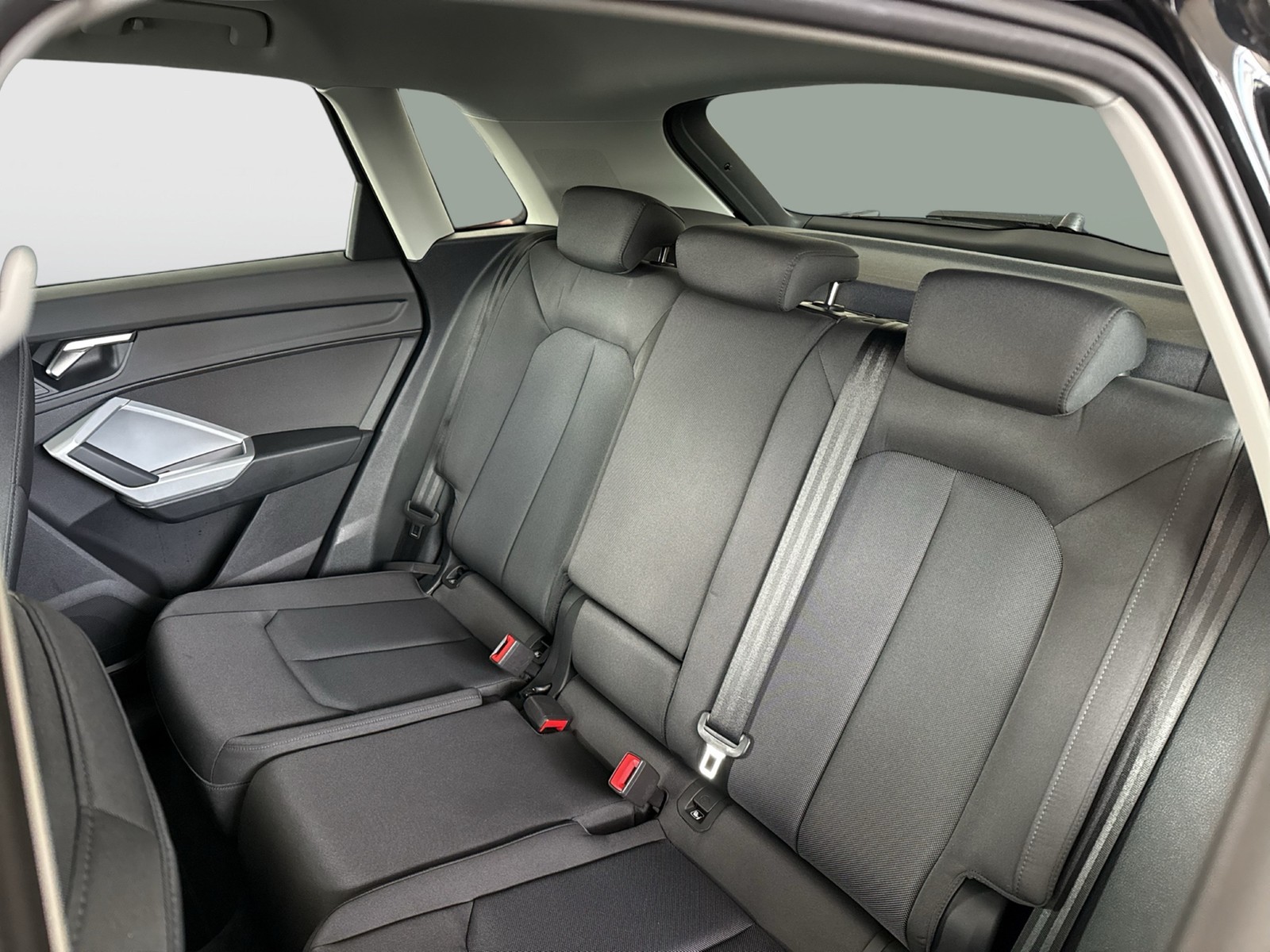 Audi Q3 35 STANDHEIZ eKLAPPE NAVI+ SITZHEIZ