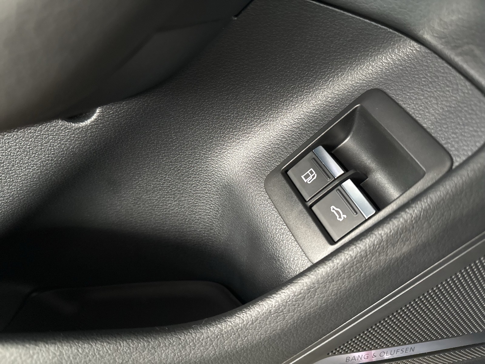 Audi A6 Avant 50 HYBRID Qu. S LINE B&O CAM LM19