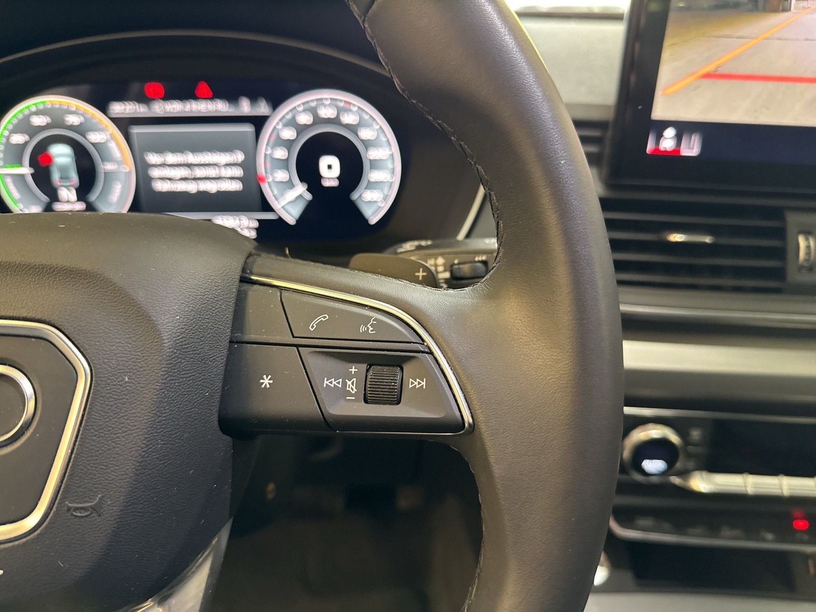 Audi Q5 50 HYBRID Qu. advanced PANO AHK eSITZE