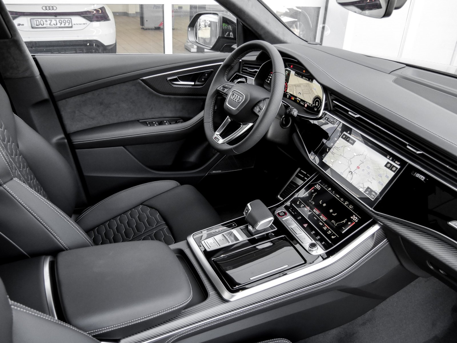 Audi RSQ8 performance tiptronic Pano+Carbon+B&O+Massage+AHK+Laser+