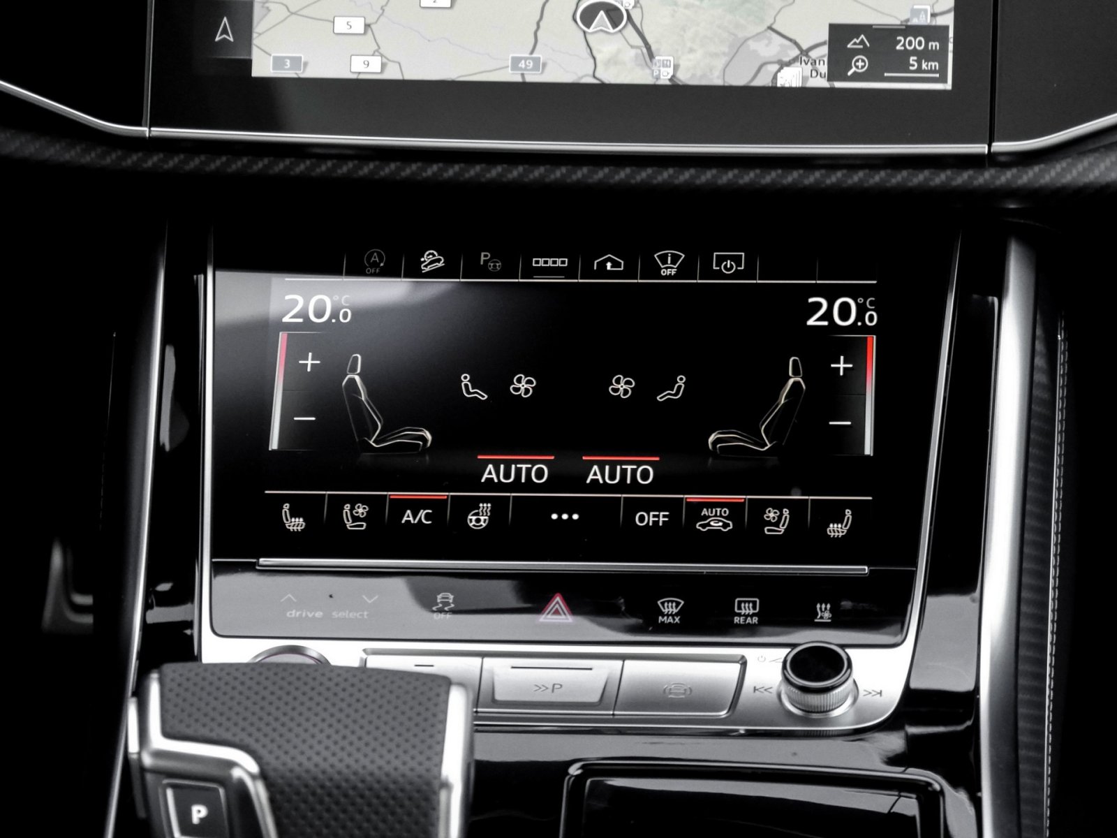 Audi RSQ8 performance tiptronic Pano+Carbon+B&O+Massage+AHK+Laser+