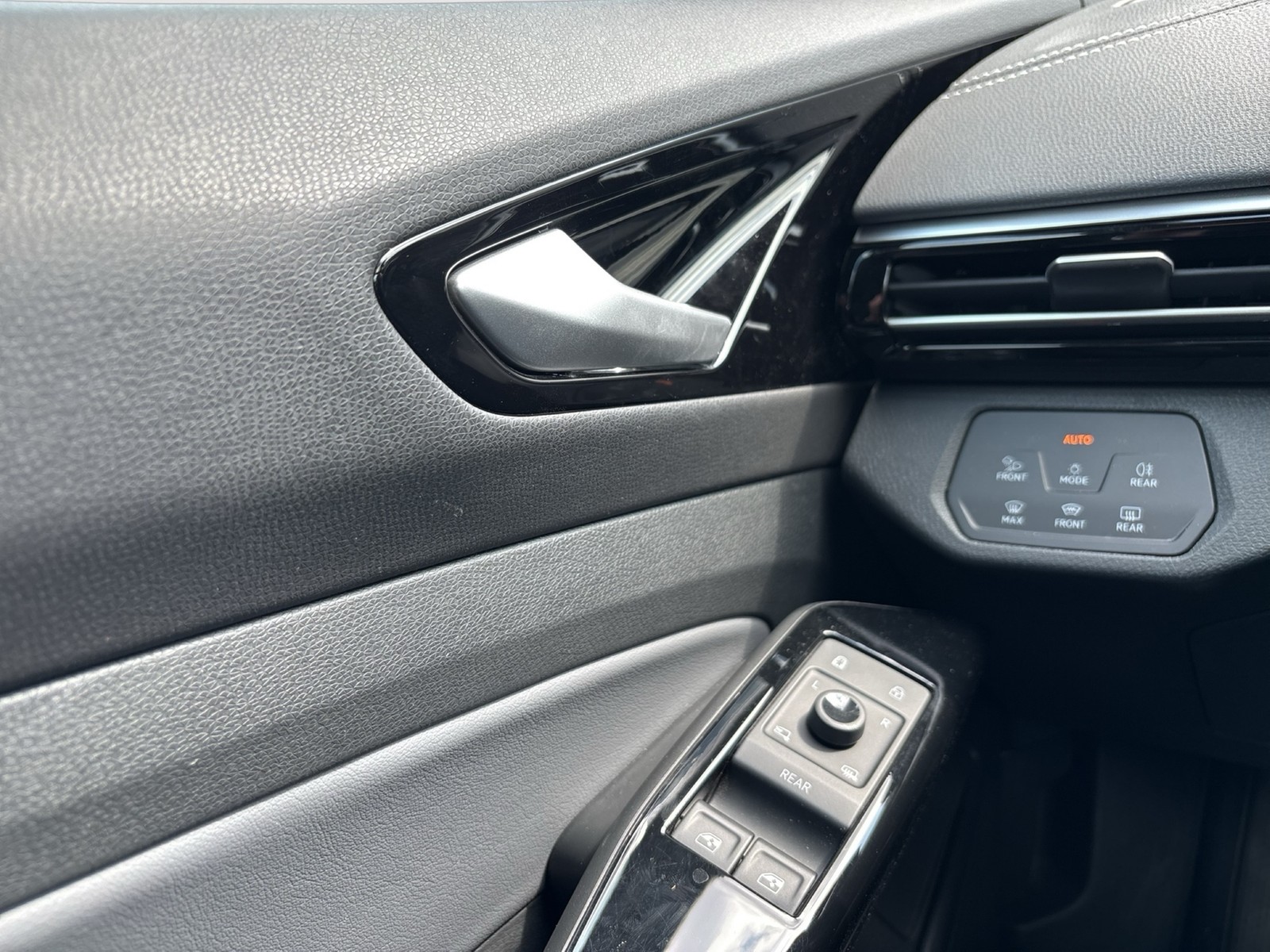 Volkswagen ID.4 Pure Performance CAM ACC LM19 MATRIX NAVI