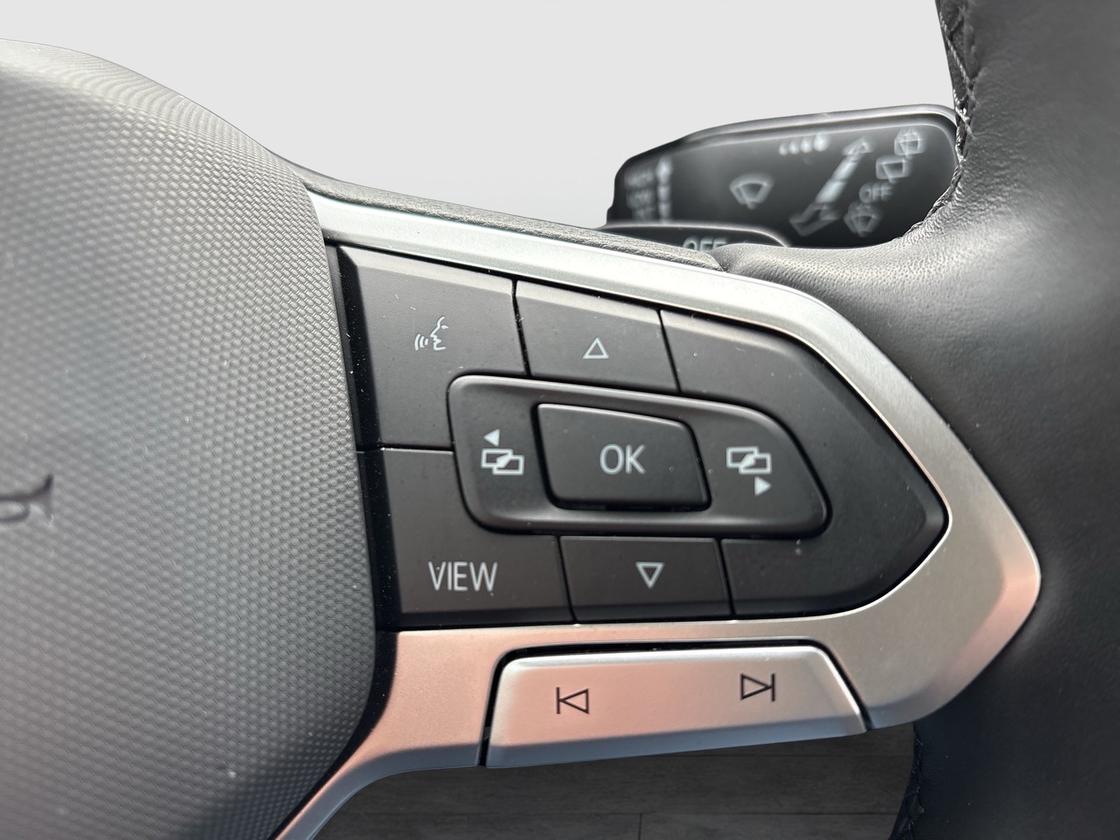 Volkswagen Caddy 2.0 LIFE CAM LM17 NAVI CARPLAY SITZHEIZUNG