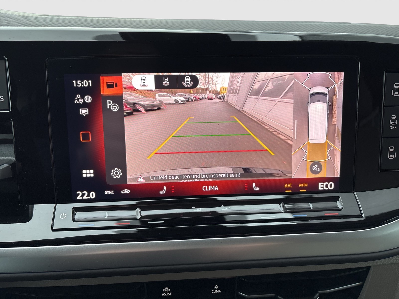 Volkswagen T7 Multivan HYBRID STYLE 4X4 AHK 360°CAM LM18