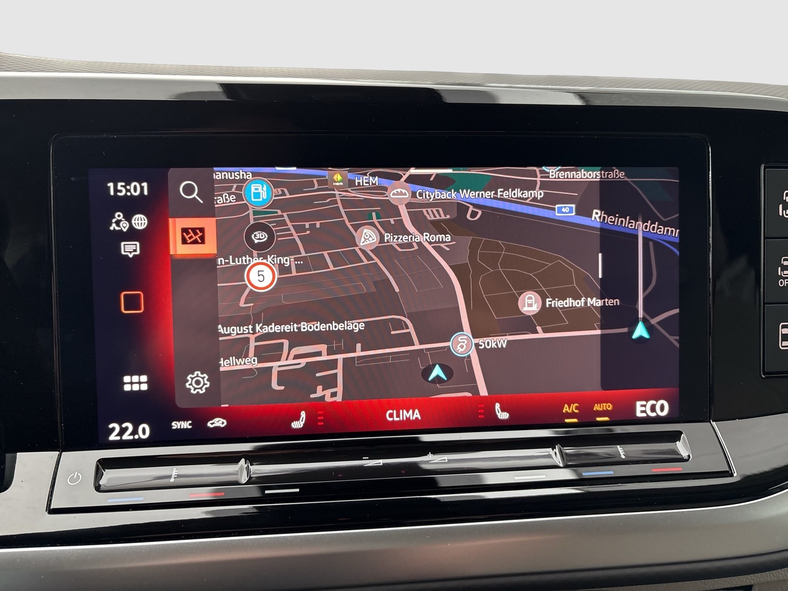 Volkswagen T7 Multivan HYBRID STYLE 4X4 AHK 360°CAM LM18