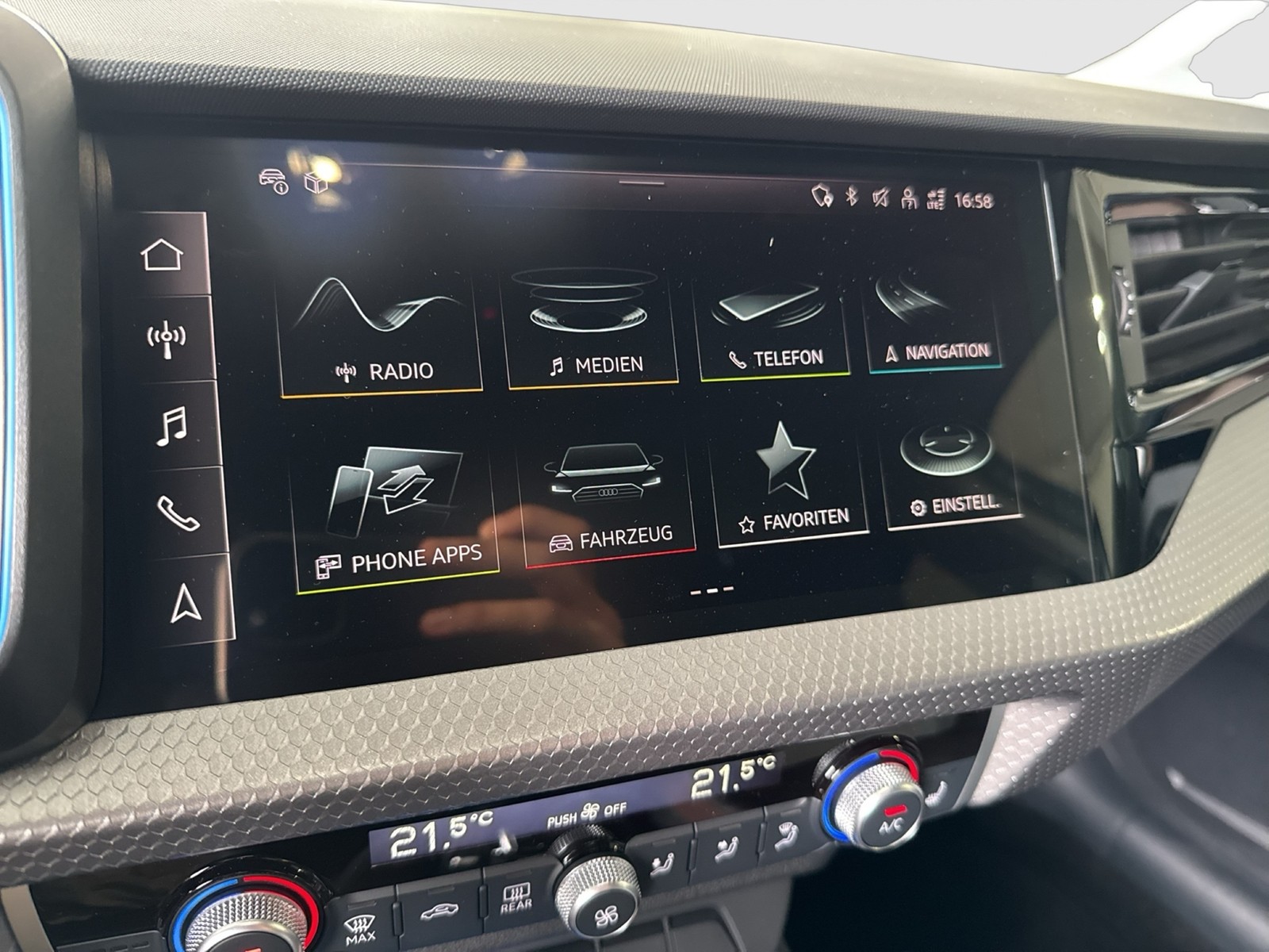 Audi A1 Sportback 40 S LINE ACC LM17 NAVI+ LED SITZHZ