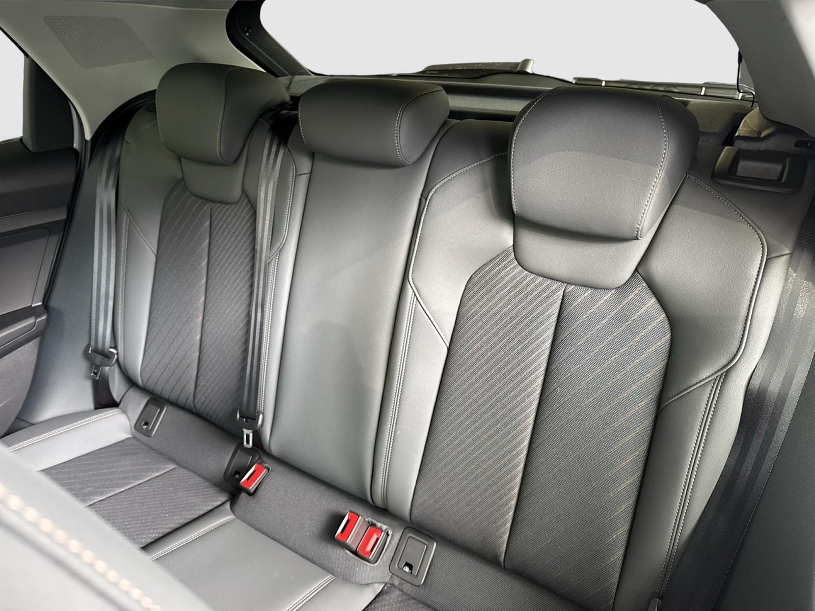 Audi A1 Sportback 40 S LINE ACC LM17 NAVI+ LED SITZHZ