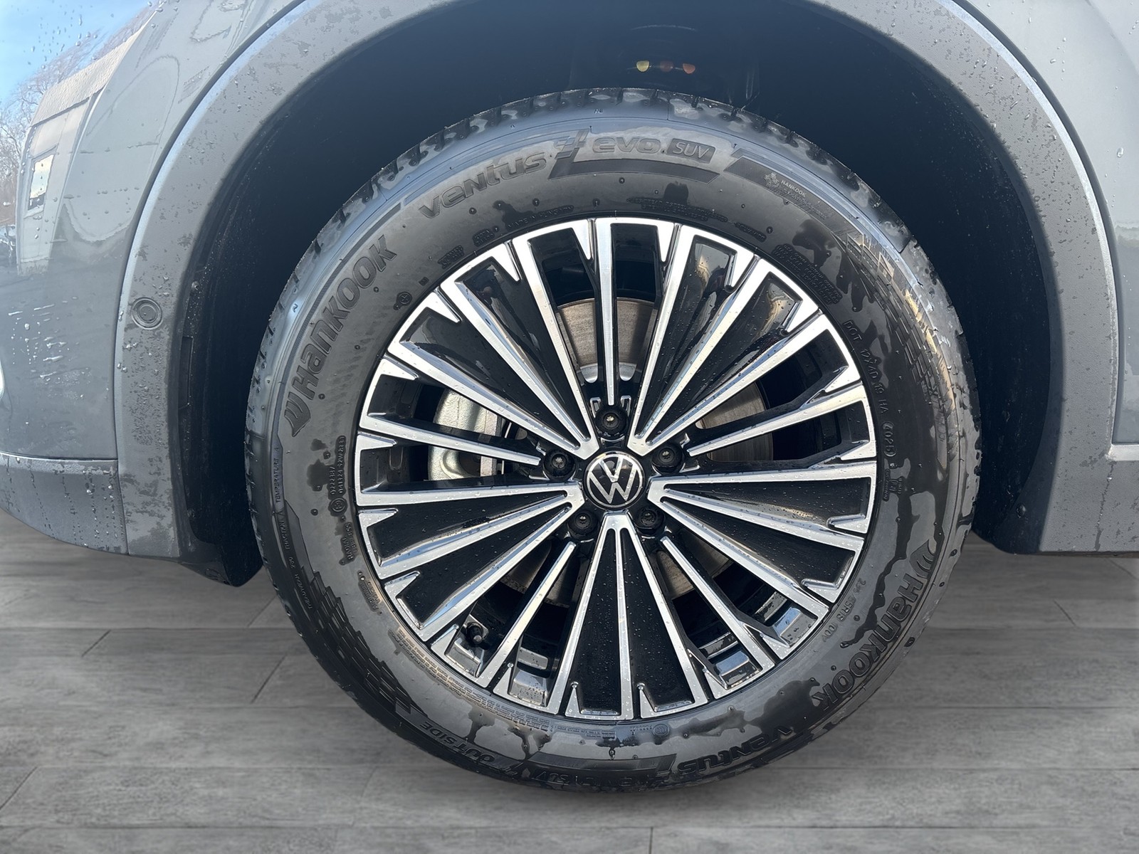 Volkswagen Tiguan 1.5 HYBRID LIFE NEUES MODELL CAM ACC LM18