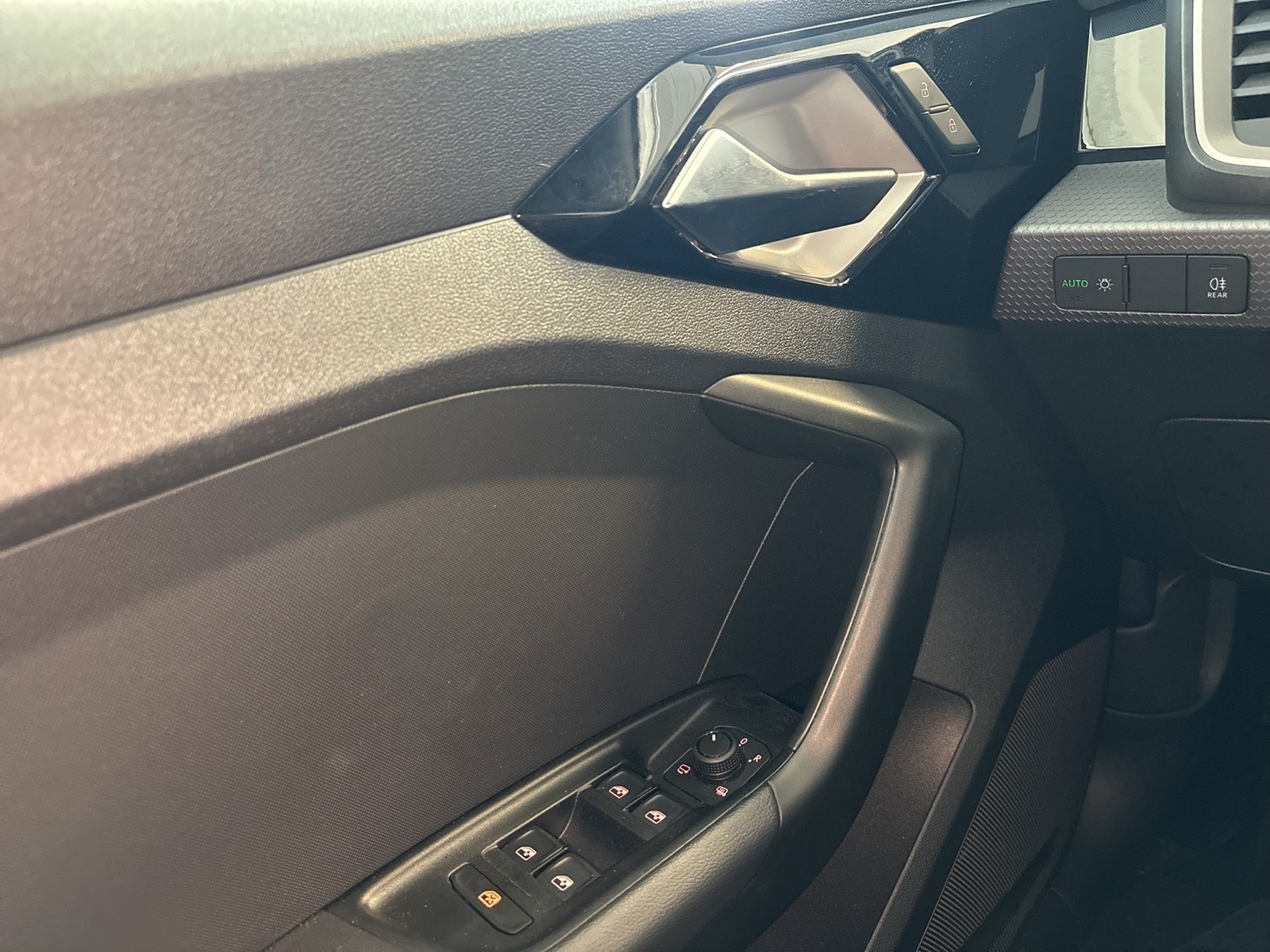 Audi A1 Sportback 30 S LINE CARPLAY ALU SITZHEIZUNG