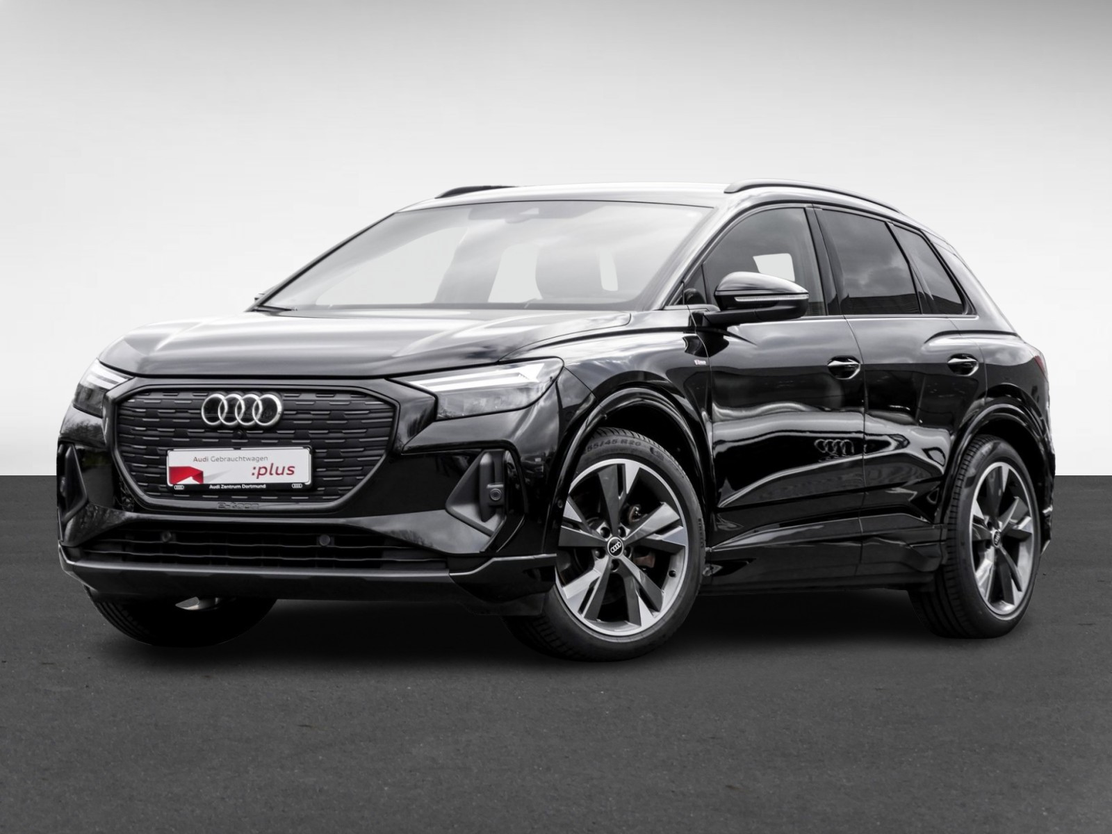 Audi Q4 e-tron 40 S LINE BLACKPAK AHK CAM ACC LM20