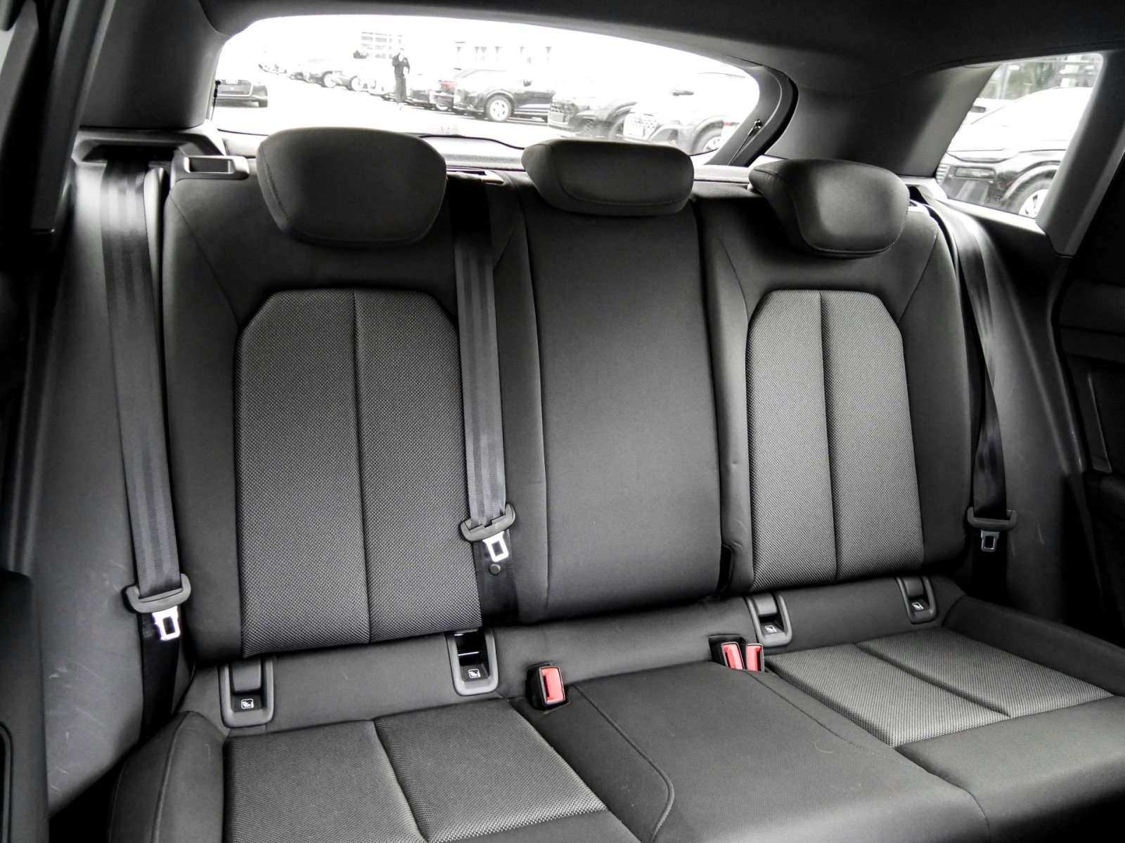 Audi Q4 e-tron 40 S LINE BLACKPAK AHK CAM ACC LM20
