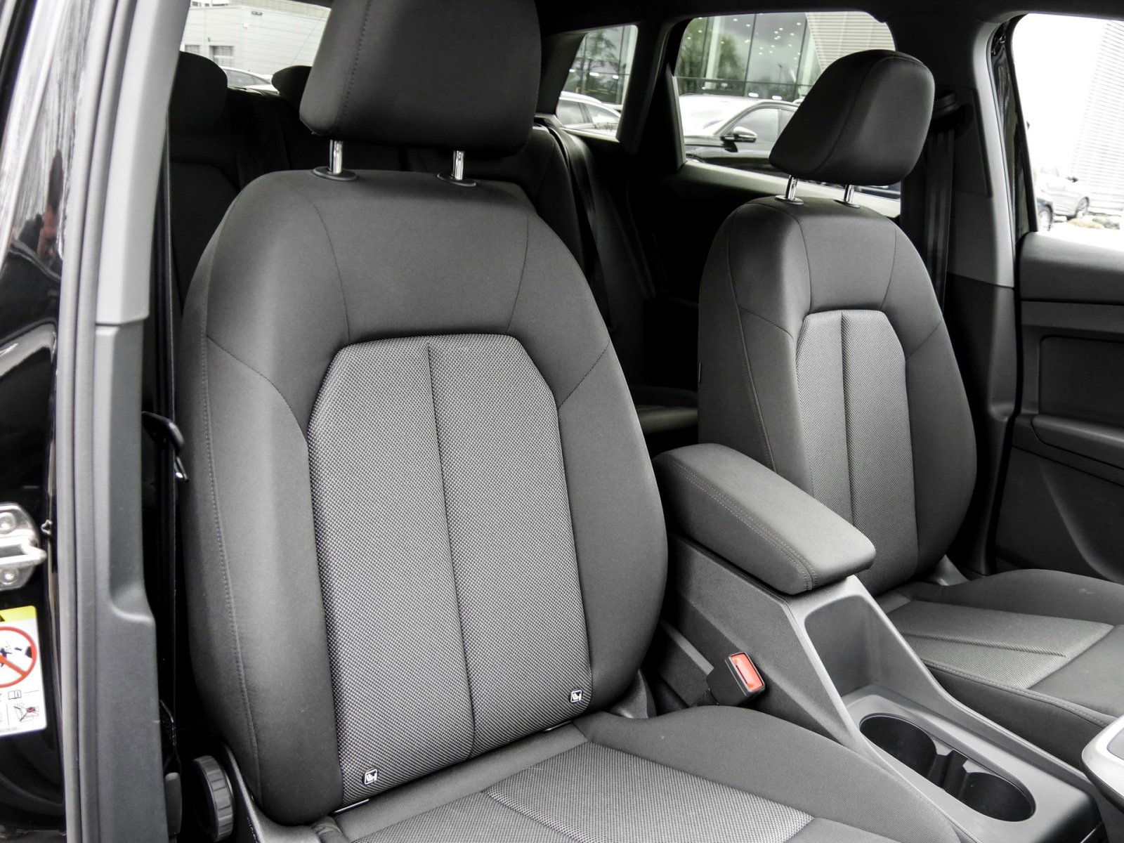 Audi Q4 e-tron 40 S LINE BLACKPAK AHK CAM ACC LM20