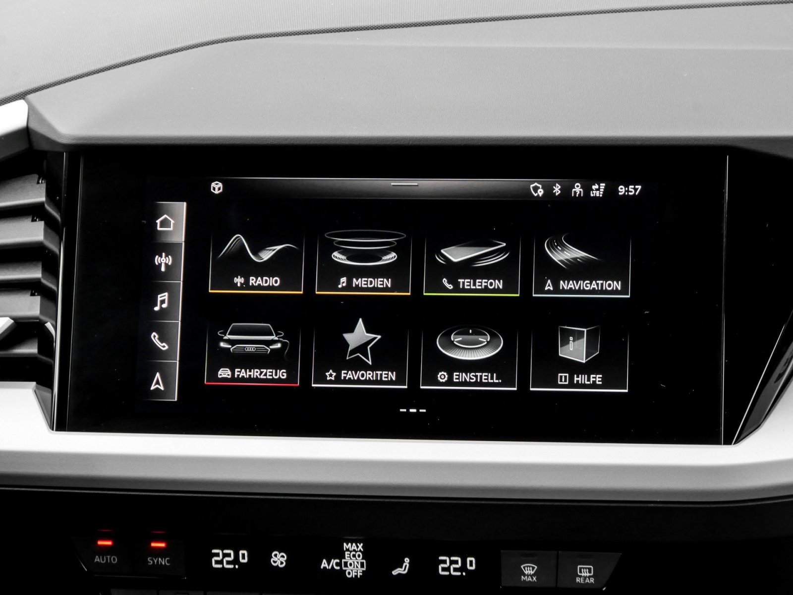 Audi Q4 e-tron 40 S LINE BLACKPAK AHK CAM ACC LM20