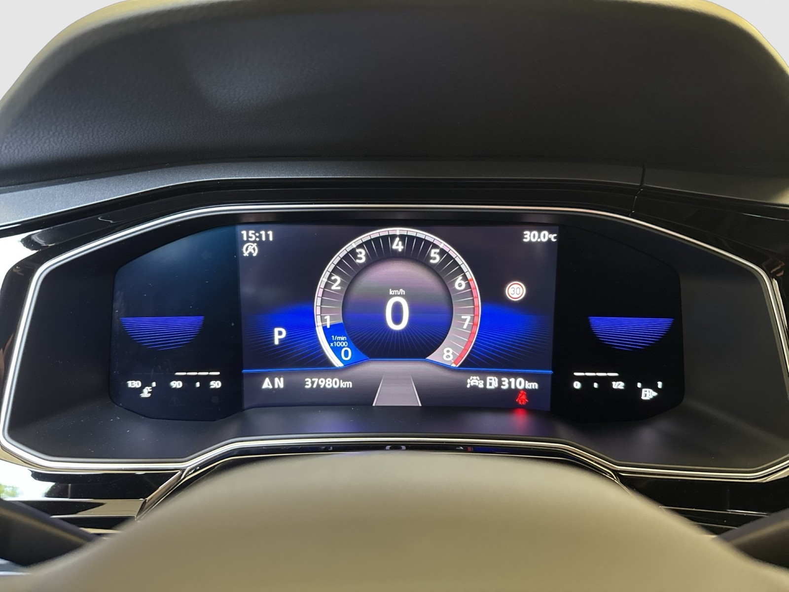 Volkswagen Taigo 1.5 R-LINE ALU17" MATRIX NAVI CARPLAY AHK