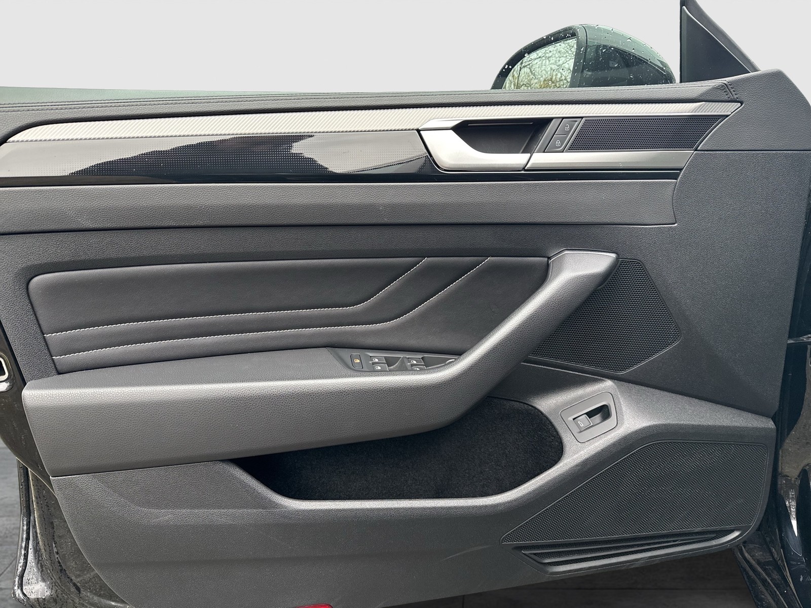 Volkswagen Arteon Shooting Brake 2.0 R-LINE PANO CAM LM19