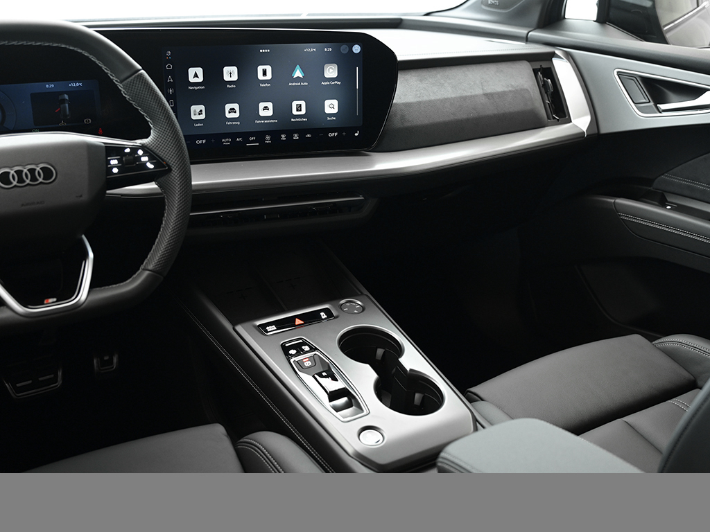Audi Q4 e-tron Sportback S line performance AHK LM21