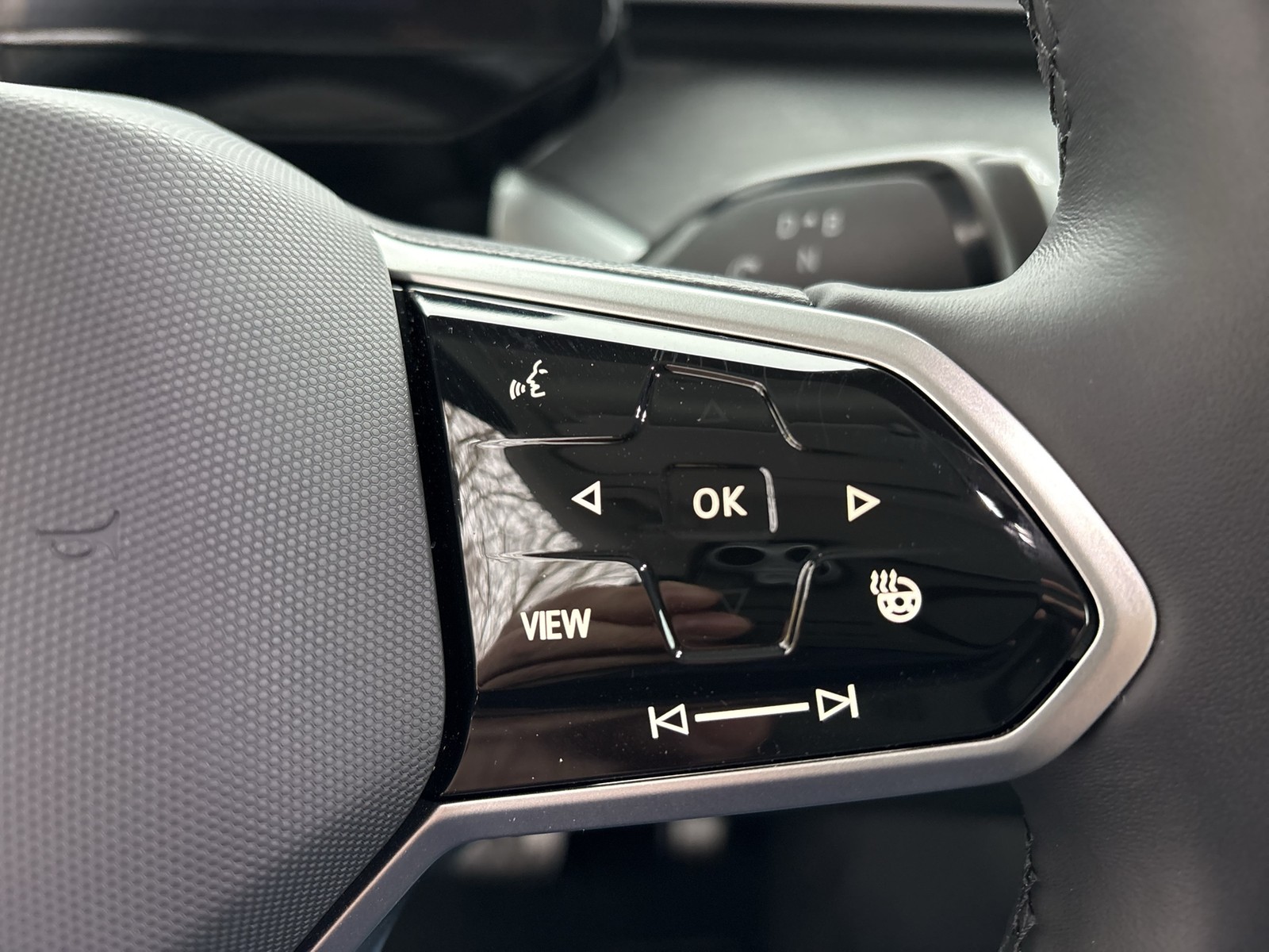 Volkswagen ID.Buzz GOAL WÄRMEPUMPE HARMANKARDON 360CAM LM20