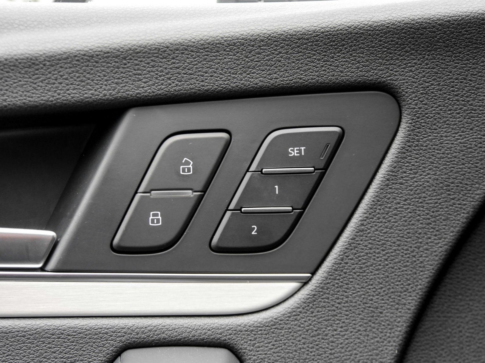 Audi Q5 55 quattro HYBRID S LINE LM19 MatrixLED NAVI