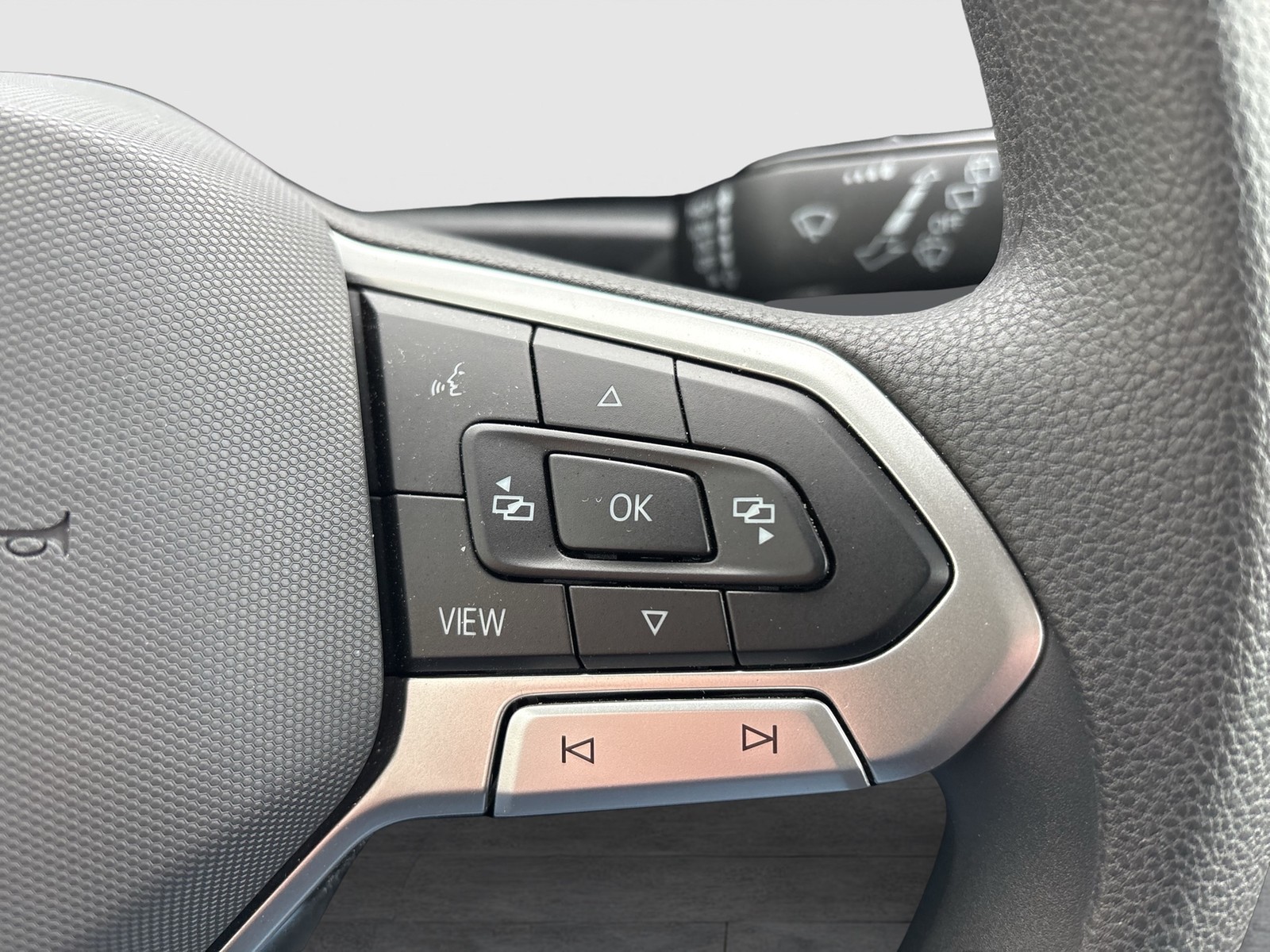 Volkswagen Caddy Maxi 2.0 LIFE 7SITZE CAM NAVI ALU SITZHEIZ